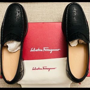 Salvatore Ferragamo Mens Loafer Size 10 E